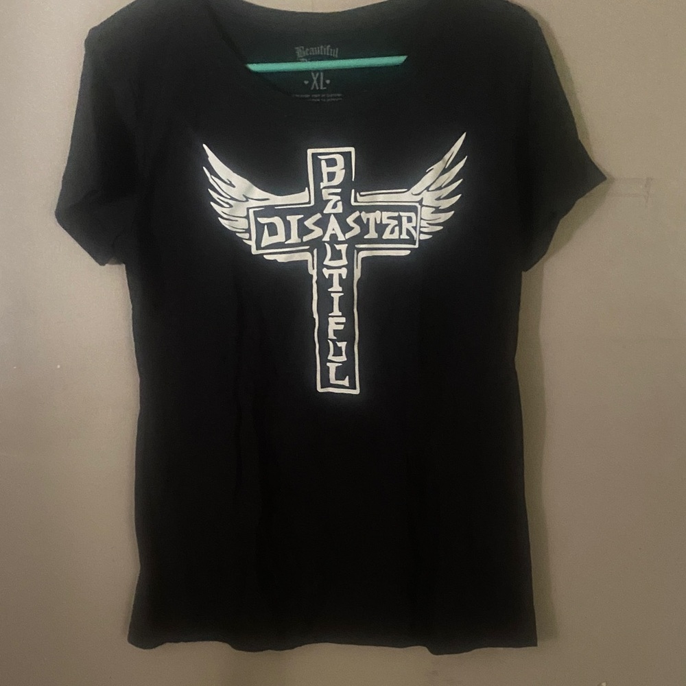 Beautiful Disaster cross tee